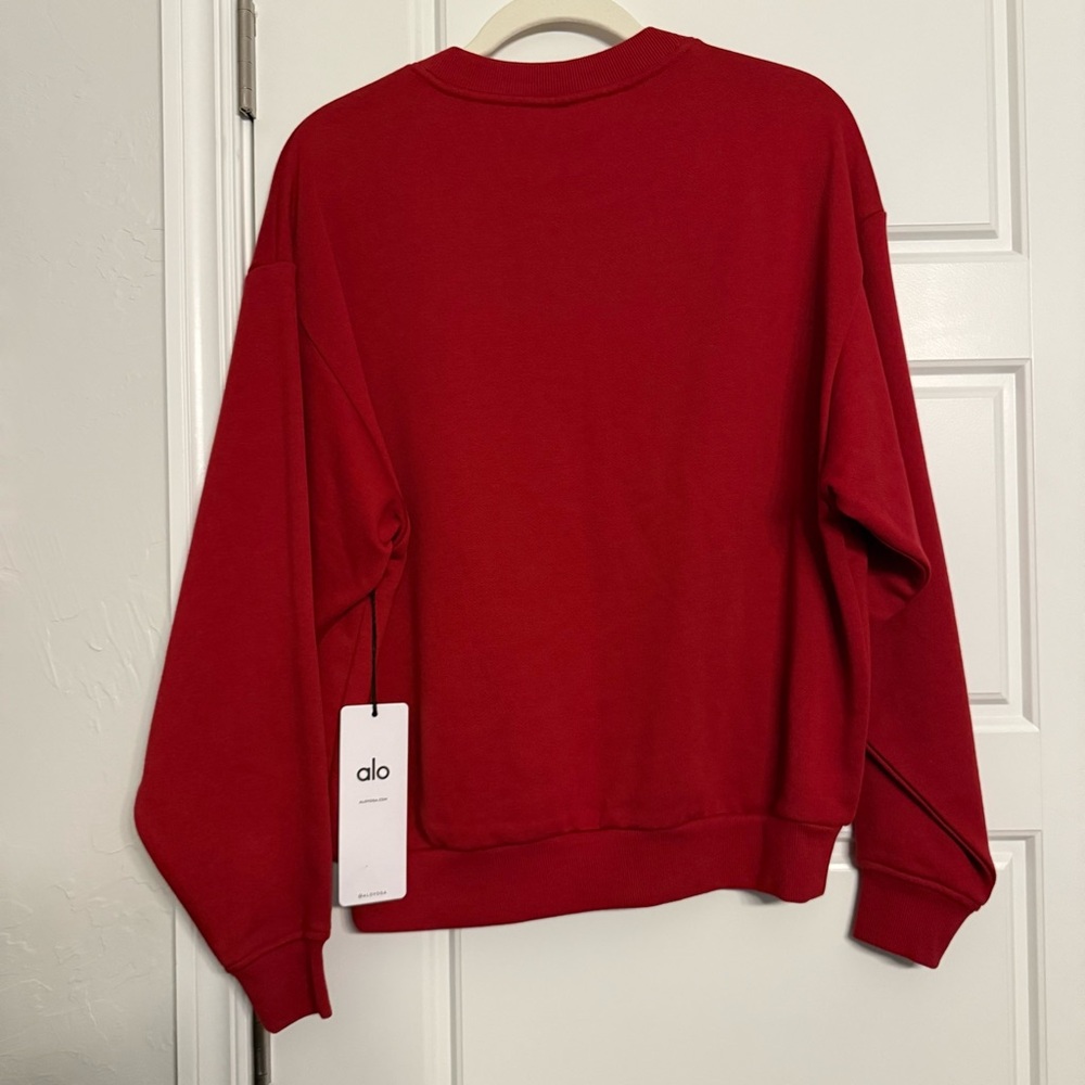 🔥NWT alo yoga accolade unisex crewneck pullover in red - Picture 10 of 10